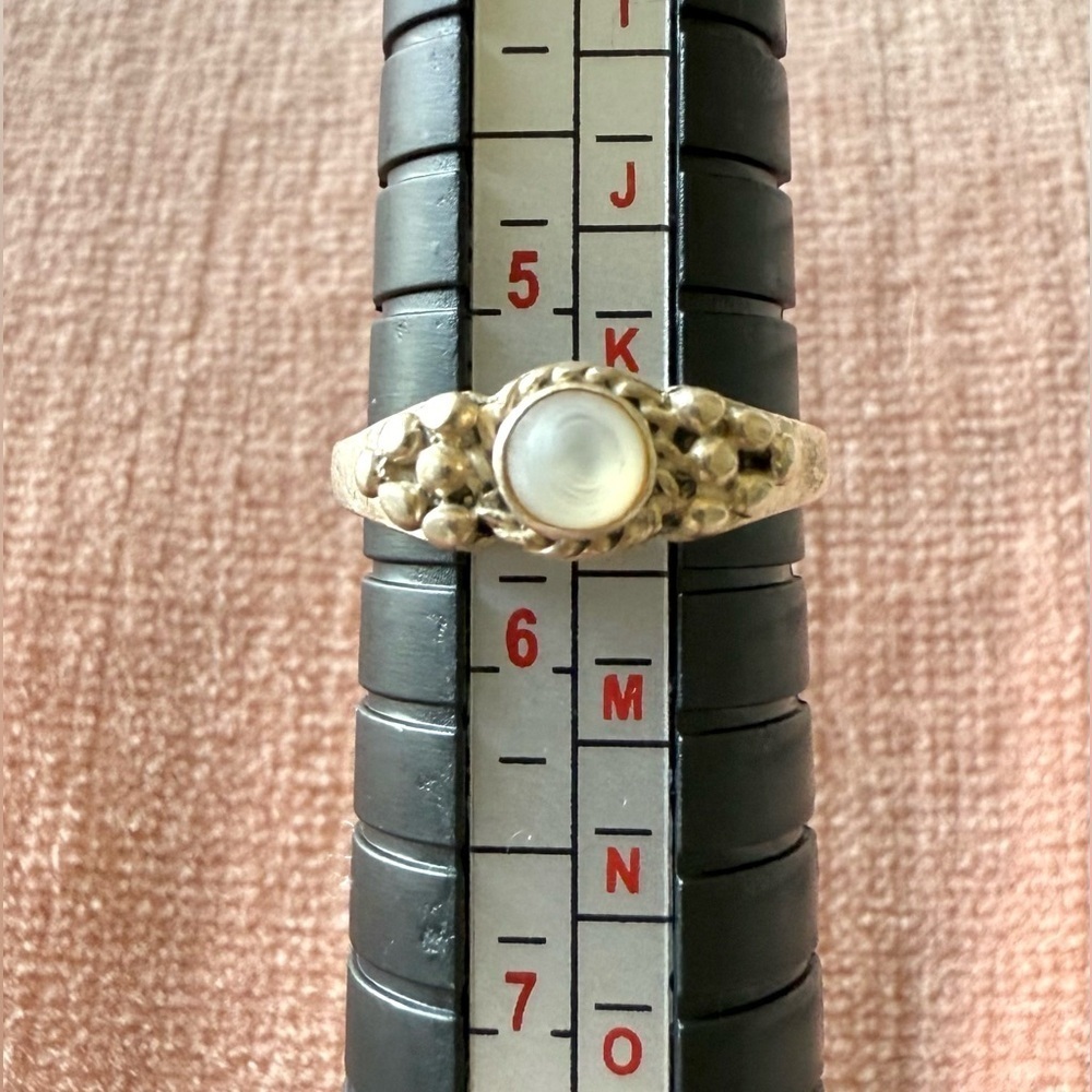 Sterling Silver Boho Ring w/ White Cabochon – Size 5.5